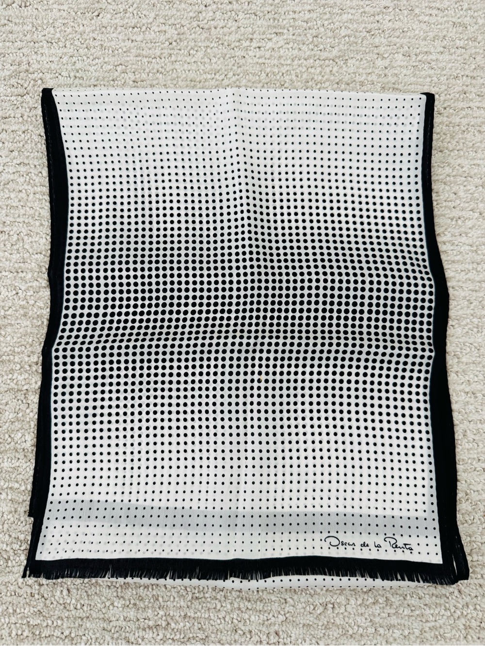 OSCAR DE LA RENTA 100% SILK SCARF 10x51” WOMEN Black White Polka Dot - Picture 4 of 5